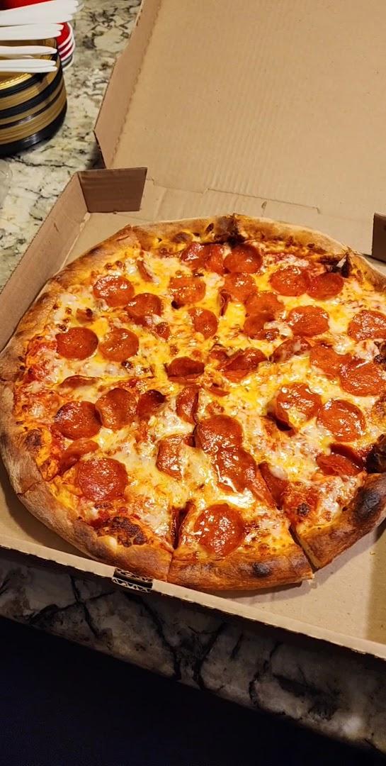 Red Tomato Pizza